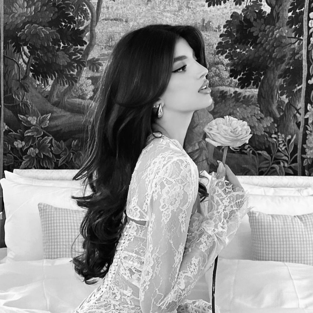 عايشه المحرزي