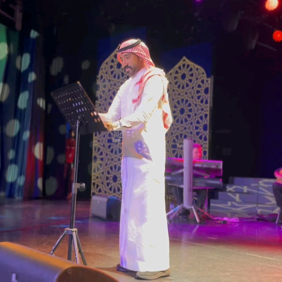 الفنان علاء المدينه 