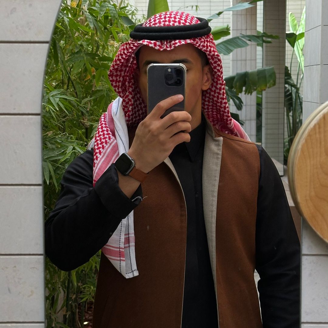 الشاب عزيز موثوق