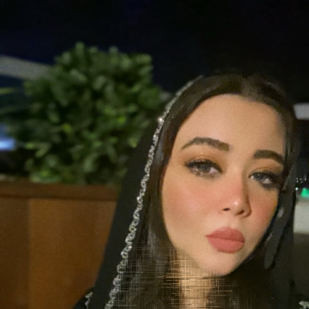 Yomna Alsayedali