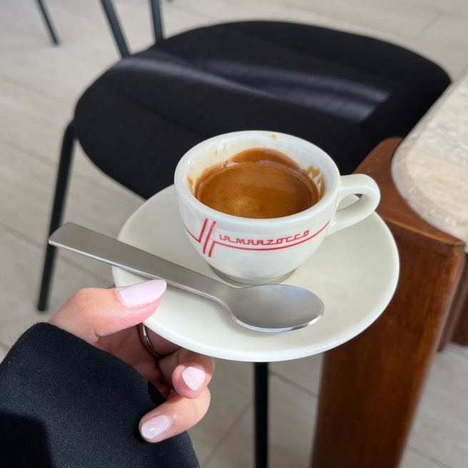 اسماء مديرة التقييم