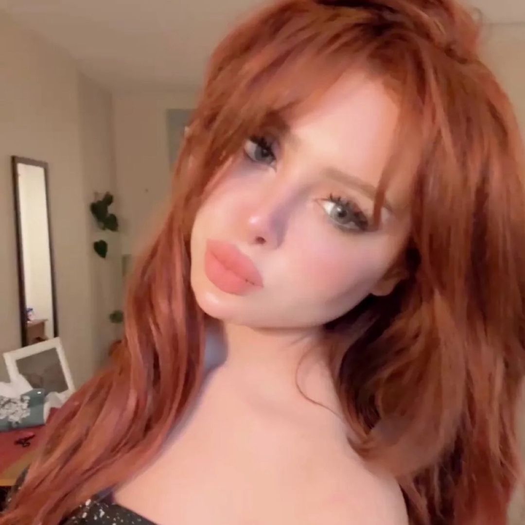 نويـرا بلوقر